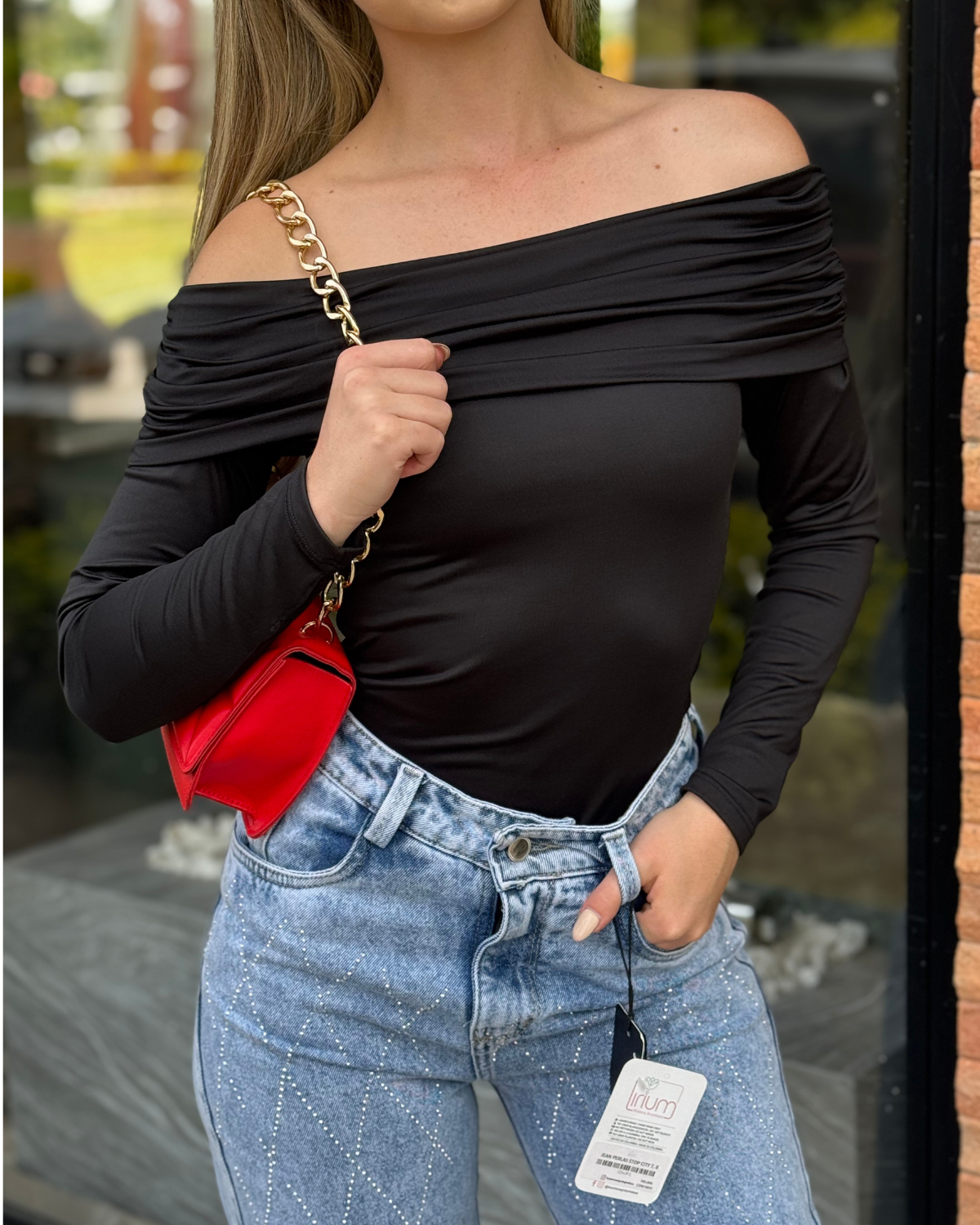BLUSA CUELLO BANDEJA - NEGRO