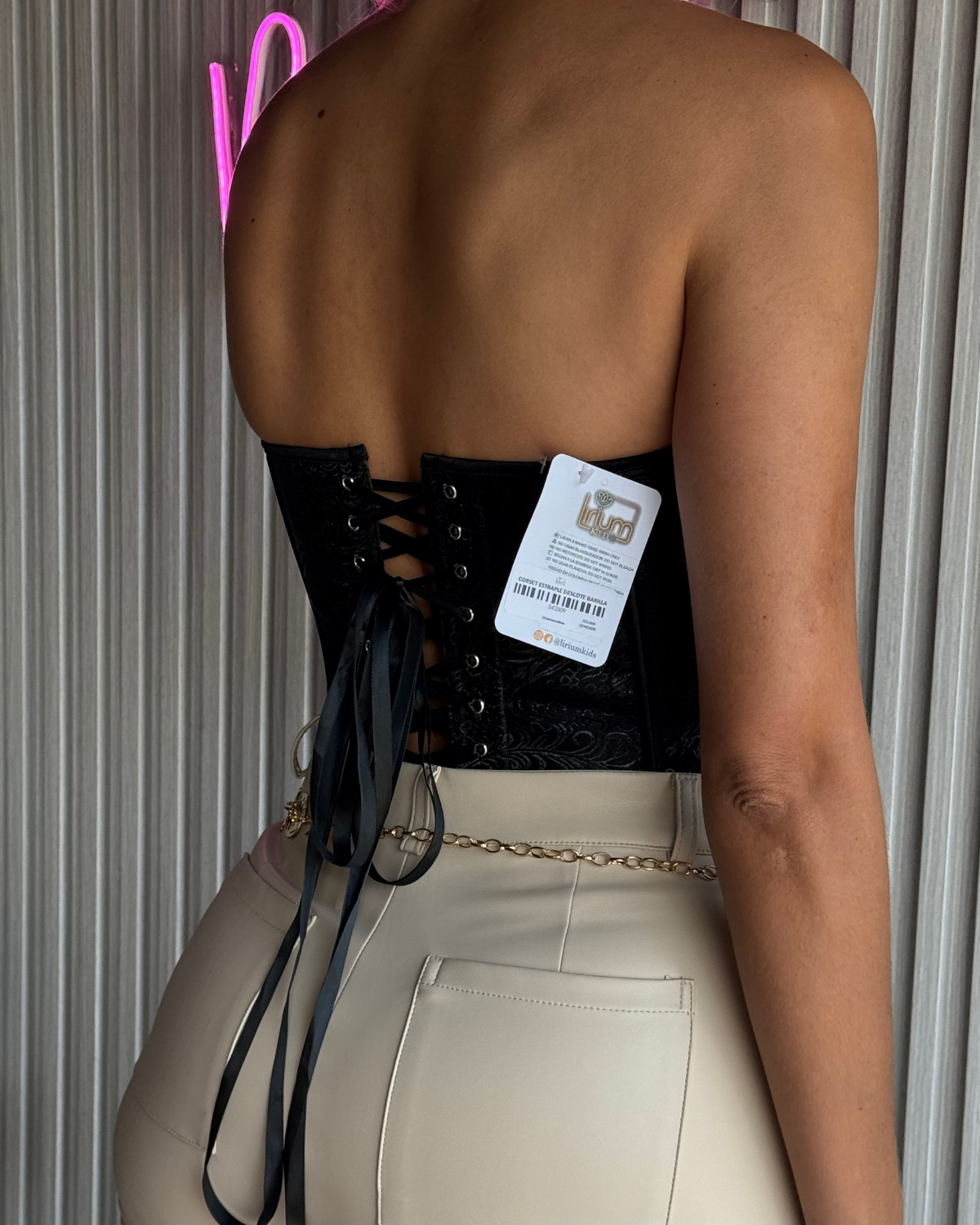 CORSET EN CORAZON - NEGRO - Imagen 2